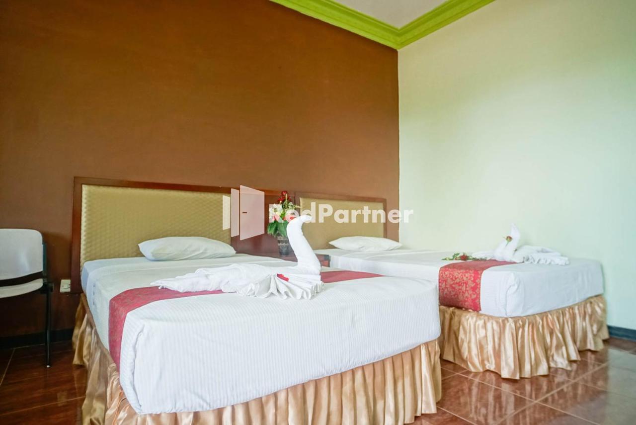 Hotel Grand Palem Redpartner Batu  Ngoại thất bức ảnh