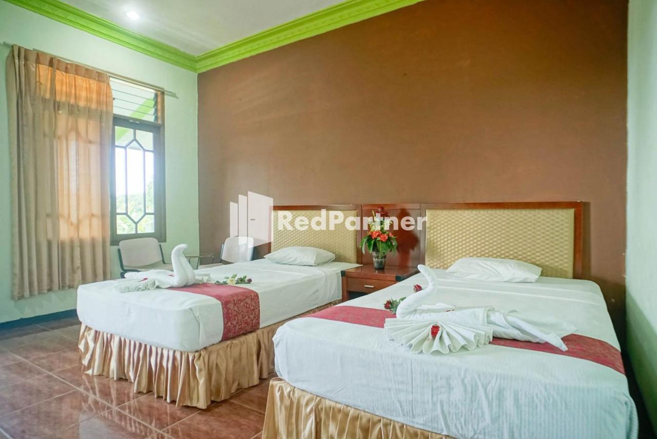 Hotel Grand Palem Redpartner Batu  Ngoại thất bức ảnh